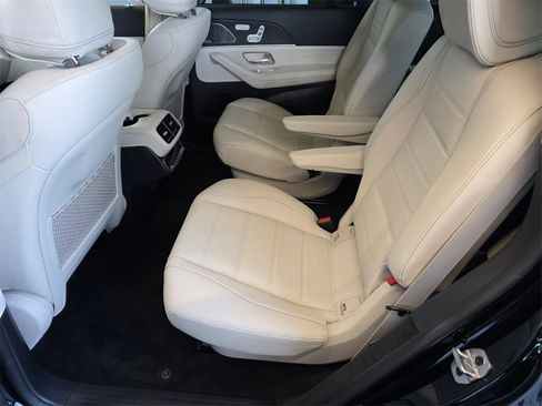 New 2026 Mercedes-Benz GLS 450 4MATIC image 11