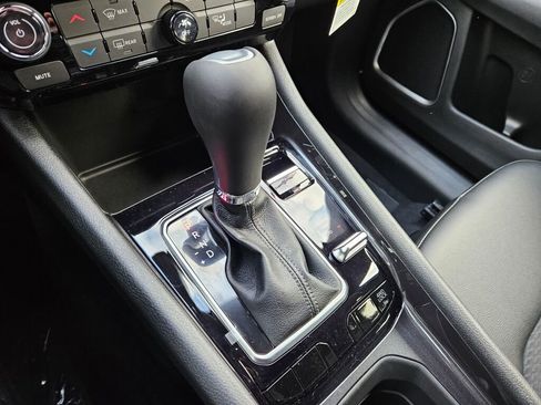 New 2026 Jeep Compass Latitude image 22