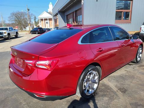 Used 2022 Chevrolet Malibu LT image 7
