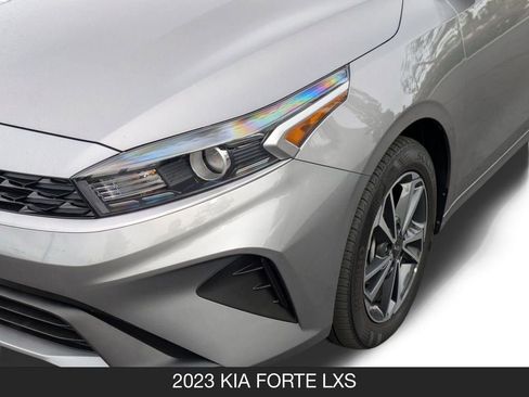 Used 2023 Kia Forte LXS image 10