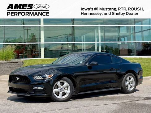 Used 2017 Ford Mustang Coupe RWD image 1