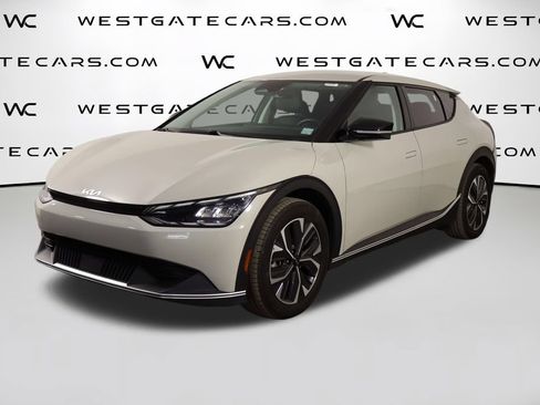 Used 2024 Kia EV6 Light RWD image 1