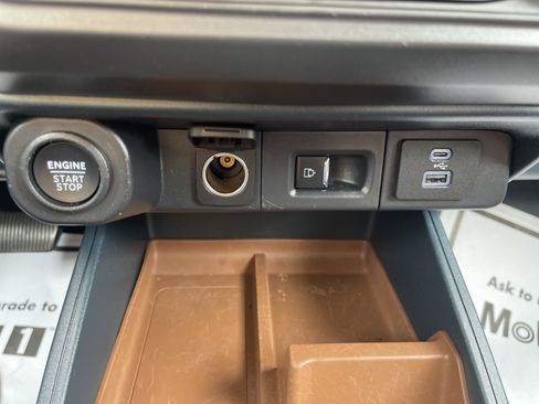 Used 2022 Ford Maverick Lariat image 37