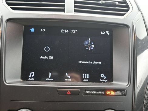 Used 2019 Ford Explorer XLT w/ Equipment Group 201A FWD image 28