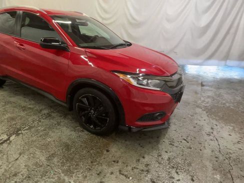 Used 2022 Honda HR-V Sport image 2