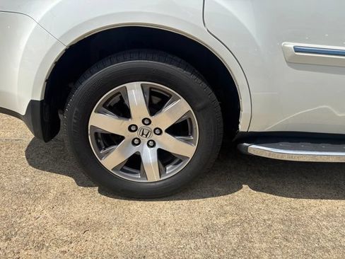 Used 2015 Honda Pilot Touring image 33