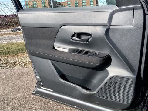 New 2026 Nissan Kicks S image 20