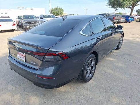 Used 2025 Honda Accord EX-L image 6