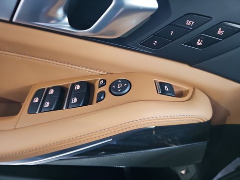 New 2026 BMW X5 xDrive50e w/ M Sport Package image 30