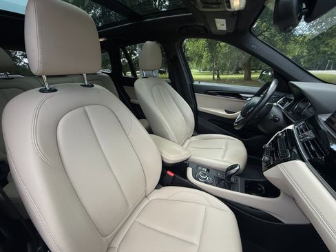 Used 2021 BMW X1 xDrive28i w/ Convenience Package image 15