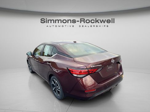 Used 2024 Nissan Sentra SV image 5