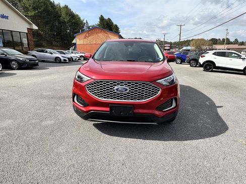 Used 2024 Ford Edge SEL image 2