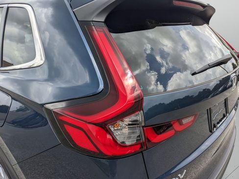 Used 2025 Honda CR-V EX-L image 39