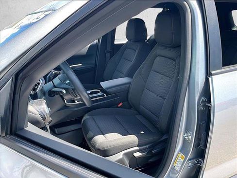 Certified 2025 Chevrolet Equinox LT w/ Safety and Technology Package FWD image 26