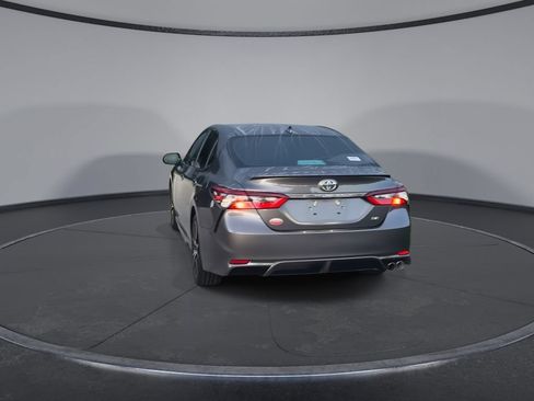 Used 2024 Toyota Camry SE FWD image 7