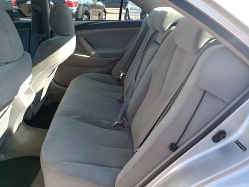 Used 2007 Toyota Camry CE image 11
