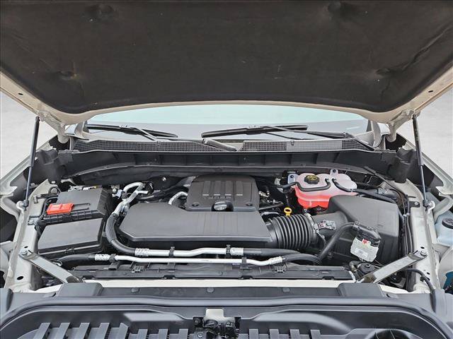 New 2026 Chevrolet Silverado 1500 RST w/ LPO, Dark Essentials Package RWD image 17