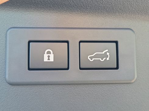 Used 2026 Subaru Outback Limited image 12