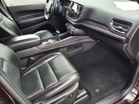 Used 2024 Dodge Durango GT RWD image 9