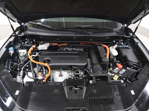 Used 2024 Honda CR-V Sport Touring image 31