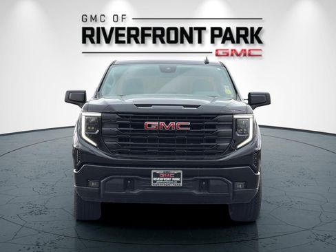 New 2026 GMC Sierra 1500 Elevation w/ X31 Off-Road Package AWD/4WD image 8