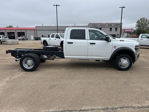 New 2026 RAM 4500 Tradesman w/ Chrome Appearance Group image 4