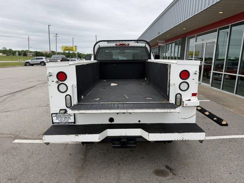 Used 2013 Chevrolet Silverado 2500 W/T AWD/4WD image 5