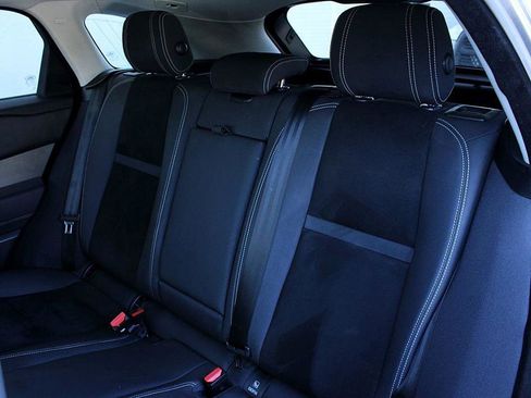 Used 2019 Land Rover Range Rover Velar image 13