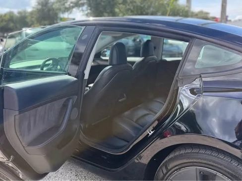 Used 2023 Tesla Model 3 Standard Range RWD image 10