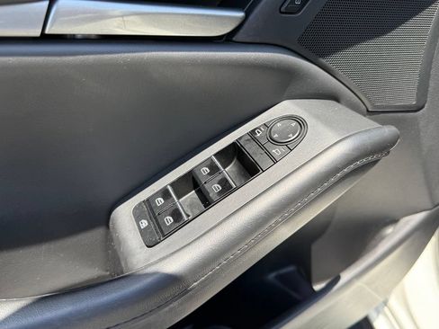 Certified 2022 MAZDA MAZDA3 s FWD image 33