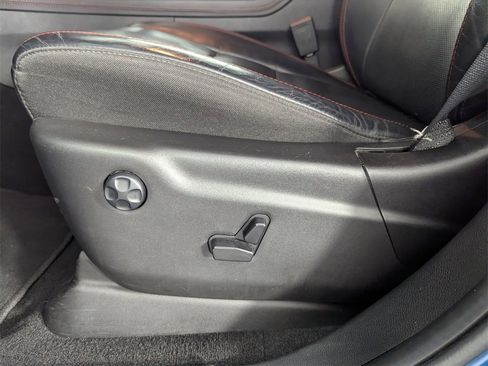 Used 2023 Dodge Durango GT image 13