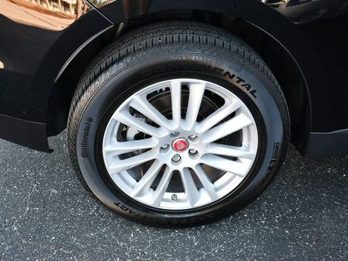 Used 2018 Jaguar F-PACE Prestige image 57