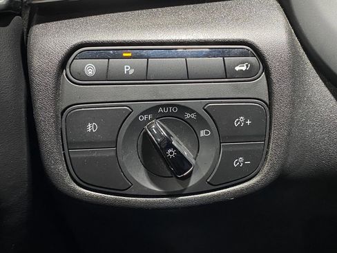 Used 2019 INFINITI QX50 Essential w/ Premium Heat Package AWD/4WD image 13