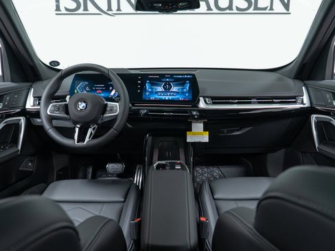 New 2026 BMW X1 xDrive28i w/ Technology Package image 15