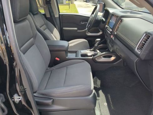 Used 2023 Nissan Frontier SV RWD image 34