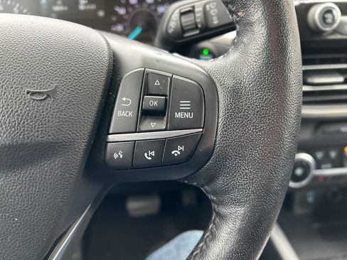 Used 2020 Ford Escape SEL image 11