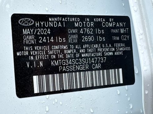 Used 2025 Genesis G70 2.5T RWD image 35