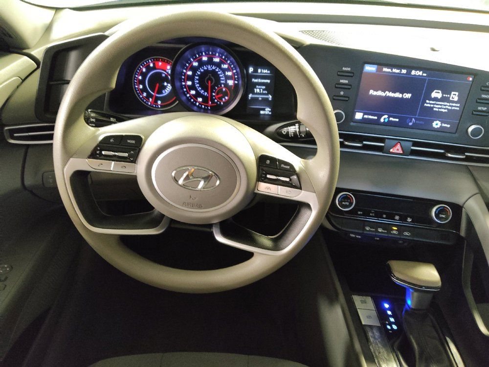 Used 2021 Hyundai Elantra SEL FWD image 22
