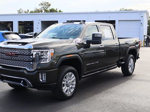 Certified 2023 GMC Sierra 2500 Denali w/ Technology Package AWD/4WD image 5