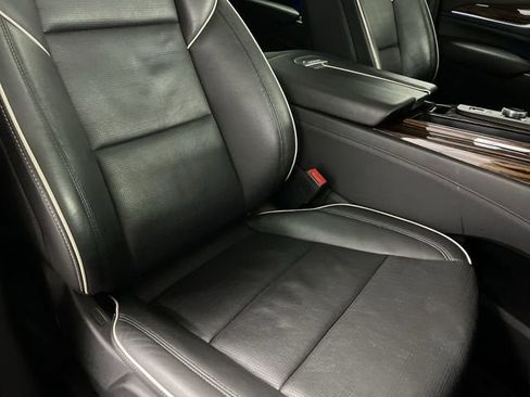 Certified 2023 Cadillac Escalade Premium Luxury AWD/4WD image 29
