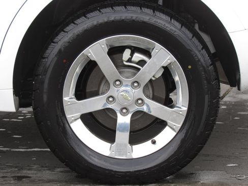 Used 2012 Chevrolet Captiva Sport LT FWD image 34