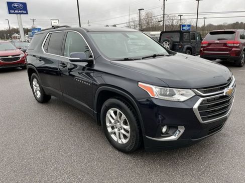 Used 2020 Chevrolet Traverse LT w/ LPO, Floor Liner Package image 11
