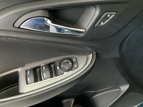 Used 2024 Chevrolet Malibu LT image 5