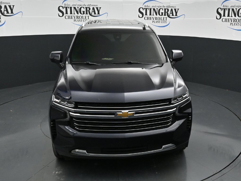 Used 2021 Chevrolet Suburban LT w/ Rear Media and Nav Package RWD image 19