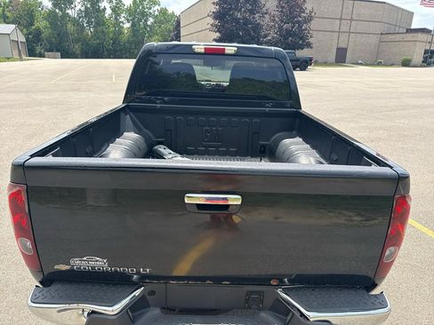 Used 2011 Chevrolet Colorado LT AWD/4WD image 7
