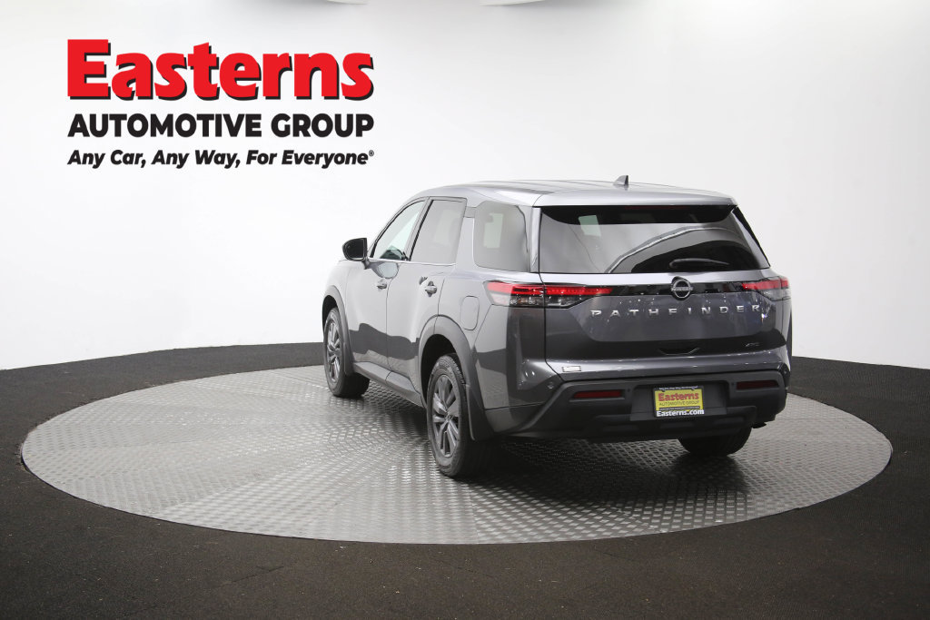 Used 2024 Nissan Pathfinder S AWD/4WD image 68