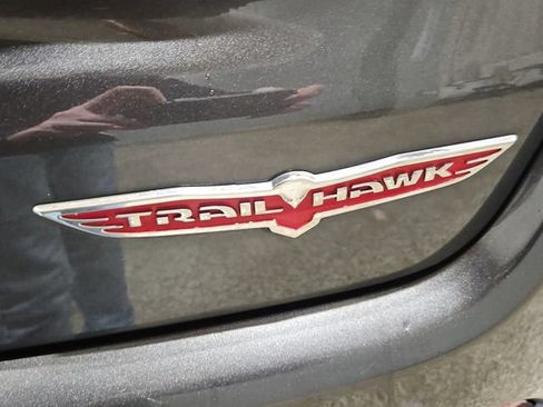 Used 2019 Jeep Compass Trailhawk AWD/4WD image 41