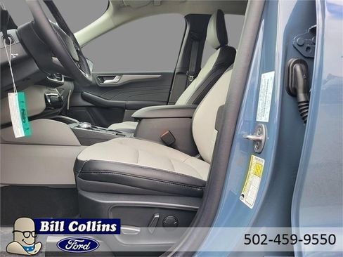 New 2024 Ford Escape SE image 12