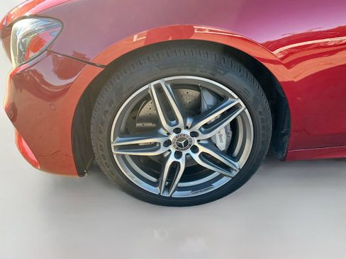 Used 2020 Mercedes-Benz E 450 4MATIC Sedan image 33