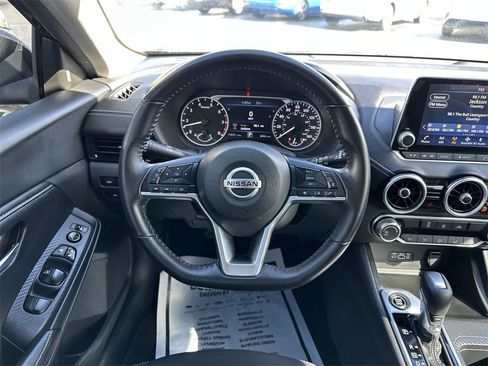 Used 2022 Nissan Sentra SV w/ Trunk Package image 14